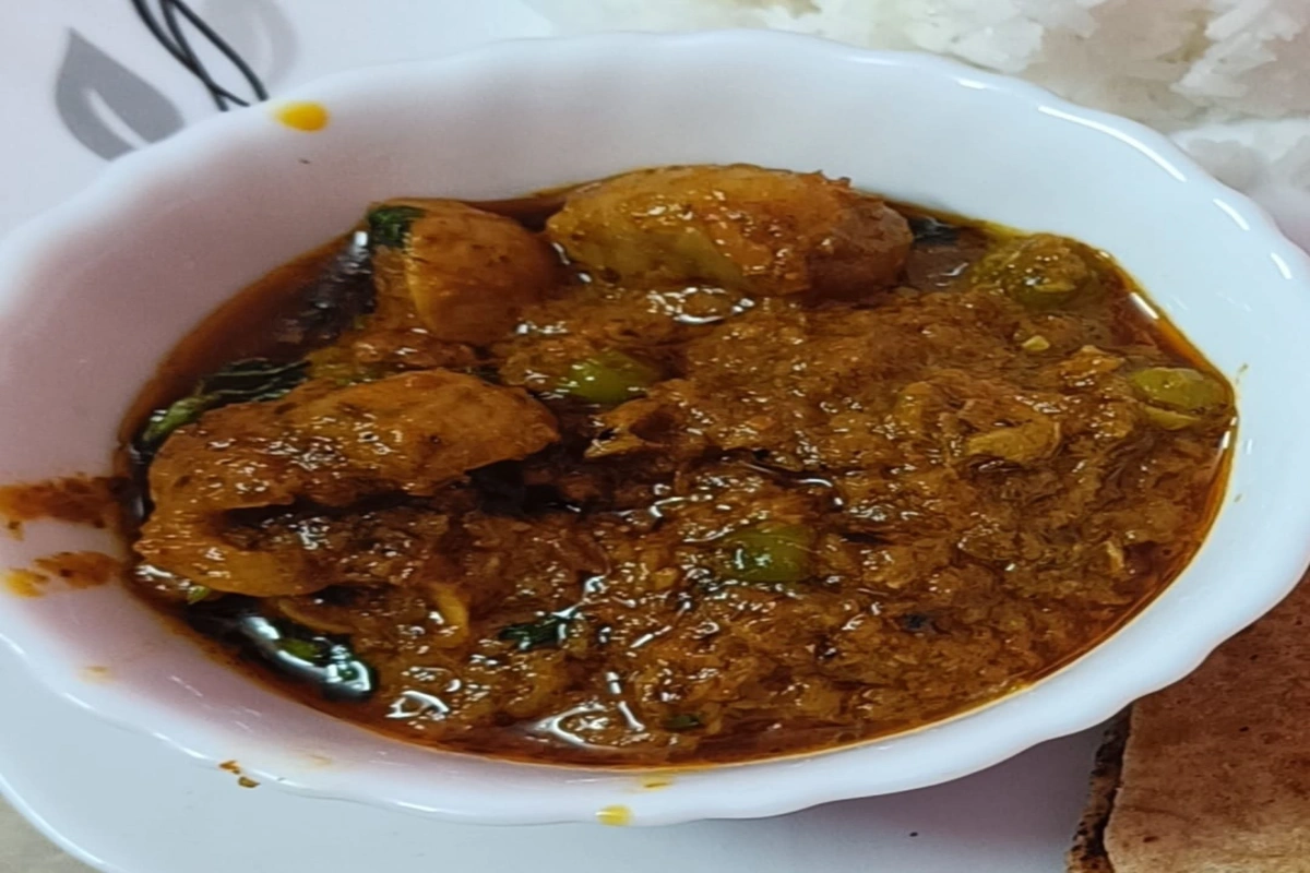 Easy Indian Mushroom Curry with Basic Spices: A Comforting One-Pot Meal
